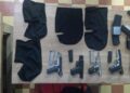 Policía captura en Cotuí a cinco hombres a los que ocupa cuatro pistolas, un fusil y pasamontañas