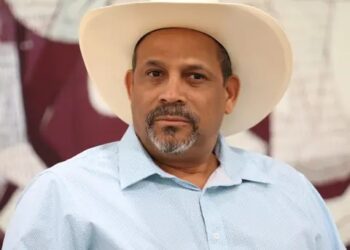 Alcalde de Dajabón evita dar detalles sobre cheques sin fondos en sala capitular