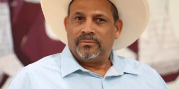 Alcalde de Dajabón evita dar detalles sobre cheques sin fondos en sala capitular