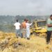 Equipo de Medio Ambiente y bomberos controlan incendio registrado el domingo en el vertedero Duquesa