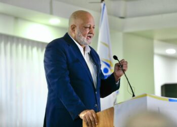 Roberto Fulcar: "Una política pública para ser humanista debe propender al bienestar colectivo´´