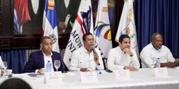 Alcaldes electos y reelectos de regiones Yuma y Higuamo reciben inducción de LMD y Fedomu