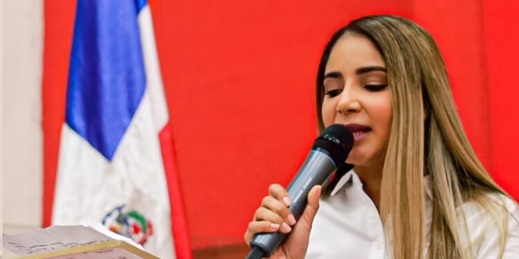 PRSC presenta a Silvia González como candidata a diputada del Distrito Nacional