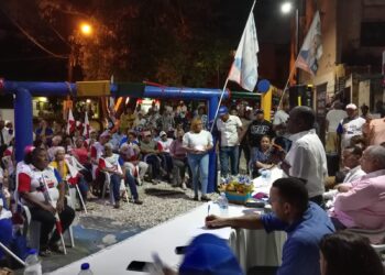 Movimiento Luis Construye realiza actividad en apoyo a Manuel Núñez