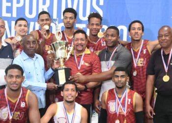 Universidad Evangélica gana voleibol masculino de los Juegos Universitarios