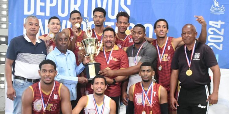 Universidad Evangélica gana voleibol masculino de los Juegos Universitarios