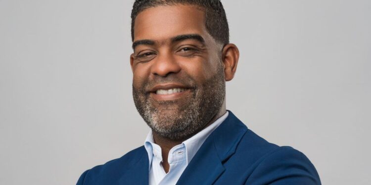 Renuncia del PLD alcalde Yeison Breton Guerrero