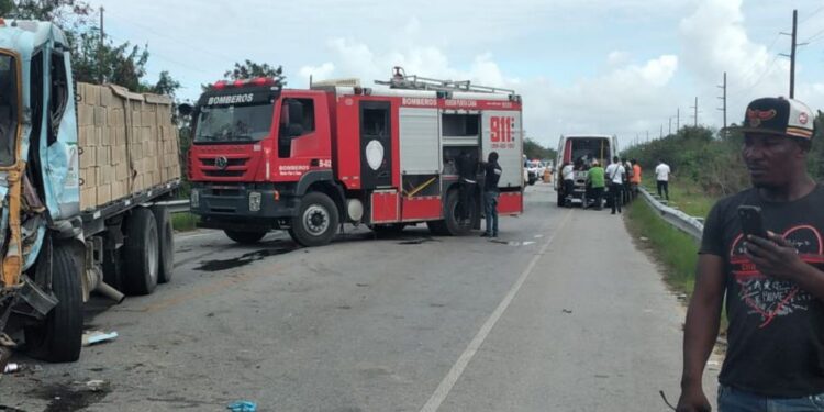 Accidente múltiple en autovía del Coral es asistido tras la coordinación del Sistema 911