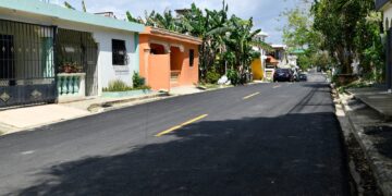 MOPC asfalta calles de 5 sectores de San Isidro SDE