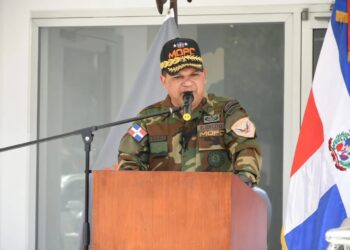 Comipol aumenta su capacidad de apoyo a usuarios de las carreteras en Semana Santa, Afirma el Mayor General Rafael Vásquez Espínola