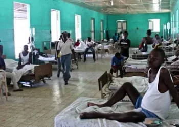 Al menos 18 centros médicos de Puerto Príncipe no están funcionando