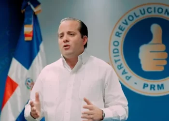 "¡Voy al mío!", la reacción de Paliza sobre participación de Abinader en debate ANJE