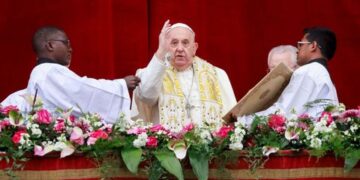 El papa pide un intercambio de prisioneros entre Rusia y Ucrania en su mensaje de Pascua