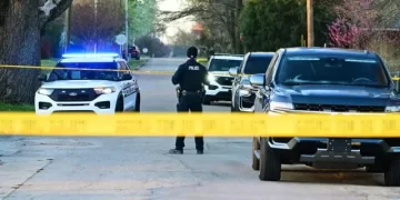 Tres muertos y cinco heridos deja un tiroteo en una fiesta en Arkansas