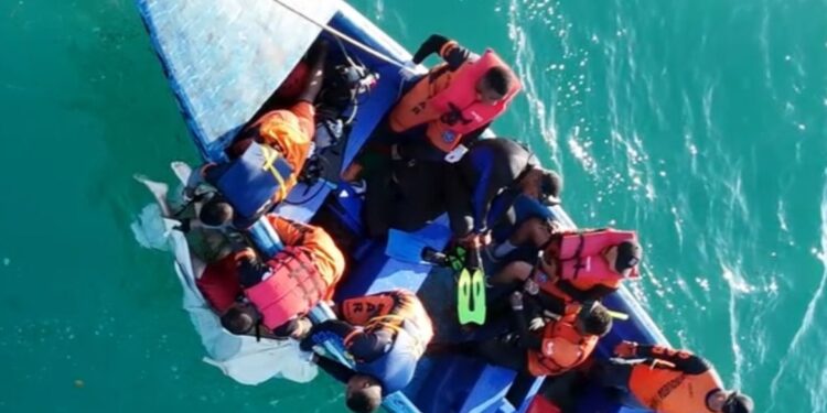 Defensa Civil recupera cuerpos de desaparecidos en playa “El Bronx” Puerto Plata