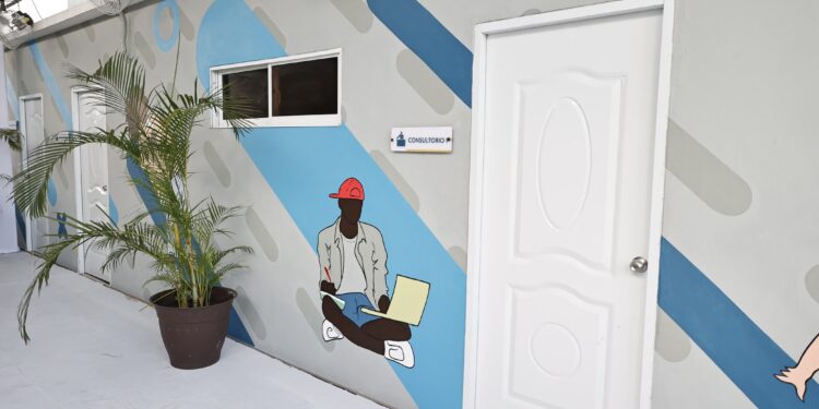 Dejan en funcionamiento Unidad de Atención Adolescentes Número 35 en hospital nuevo de Boca Chica