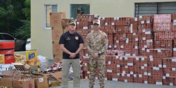 CESFRONT entrega mercancías incautadas a CECCOM