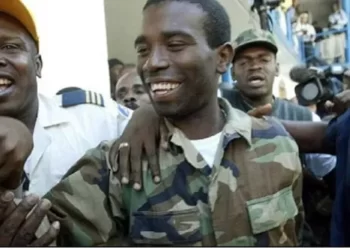 Guy Philippe llama a la insurrección del pueblo y se propone para liderar la transición