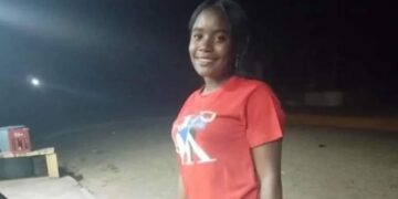 Mujer resulta con quemaduras tras hombre incendiar casa con ella dentro