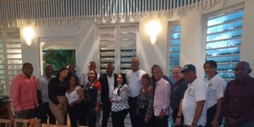 Veteranos Legionarios de FFAA y PN agasajan a periodistas en su día