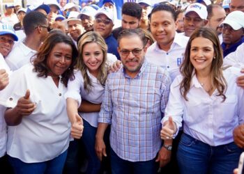 Guillermo Moreno afirma desde el Senado contribuirá con la profundización del cambio