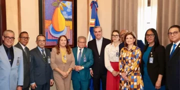 Diálogo entre Luis Abinader y el CMD avanza