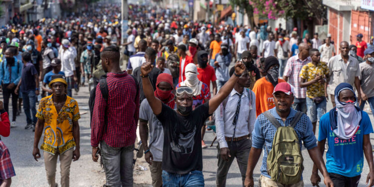 La ONU pide a Haití formar "sin demora" un gobierno de transición para frenar la violencia