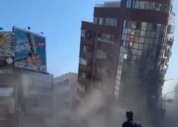Taiwán emite alerta de tsunami tras terremoto de 7.4 grados cerca de sus costas