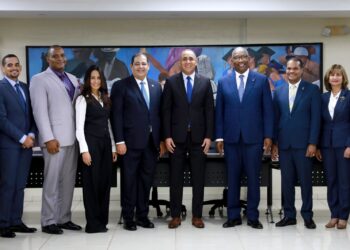 INDOTEL invertirá 7.6 millones de dólares para incrementar los niveles de conectividad en diferentes recintos de la UASD