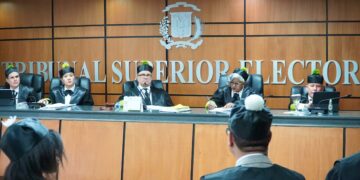 TSE reserva fallo sobre demanda inclusión de candidatos en debate electoral