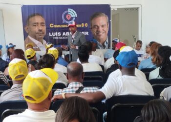 Comunicadores 8.0 Luis Abinader juramenta nuevos miembros en San Pedro de Macorís