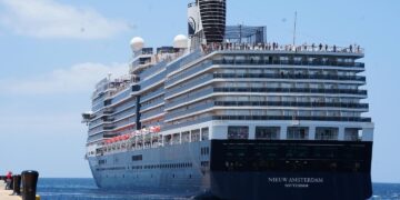 Cabo Rojo recibe cerca de 2,000 visitantes con la llegada de su segundo crucero