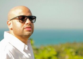 Apresan y deportan a Estados Unidos al productor artístico David Cobrate