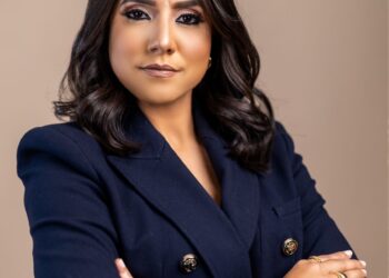 Indhira Navarro presenta programa de investigación "Enigma"