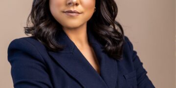 Indhira Navarro presenta programa de investigación "Enigma"