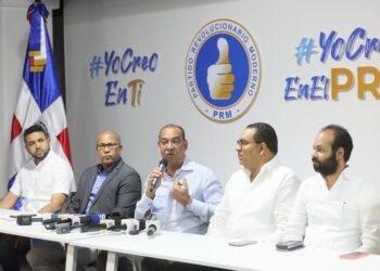 Delegación del PRM viaja a EE.UU para trabajar con equipos electorales