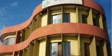 CDP e IPPP galardonan a empresario Pepín Corripio, a Persio Maldonado y a 14 dirigentes del gremio