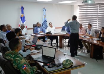 INDRHI presenta a entidad financiera anteproyecto presa Don Miguel