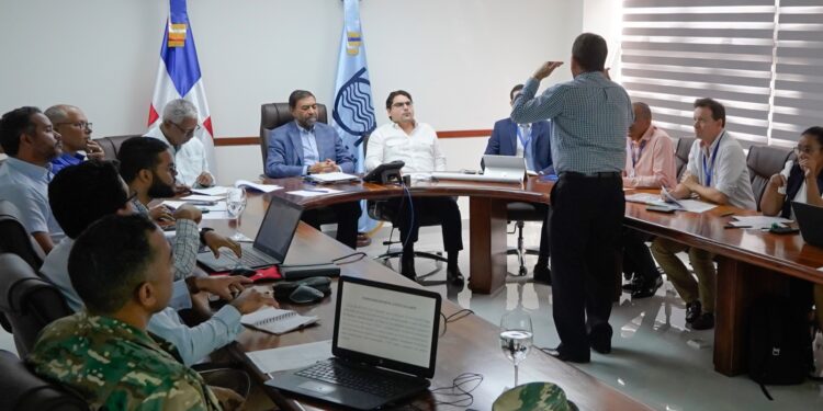 INDRHI presenta a entidad financiera anteproyecto presa Don Miguel
