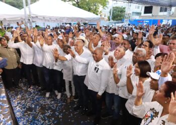 PRM en SDE juramenta Comando de Campaña municipal con miras a elecciones presidenciales y congresuales