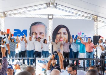 José Paliza recorre 11 provincias en la última semana; juramenta importantes dirigentes