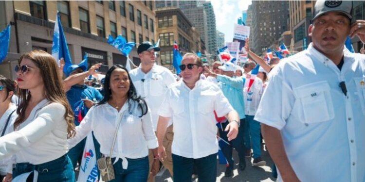 Scarlet Benzan asegura Luis Abinader ganará en mayo con 70%