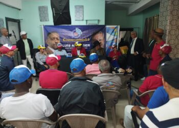 Comunicadores 8.0 Luis Abinader Presidente juramentó 22 periodistas y varios comunicadores en Cotuí