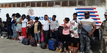 CESFronT detiene 72 haitianos con estatus migratorio irregular en hotel de Elías Piña