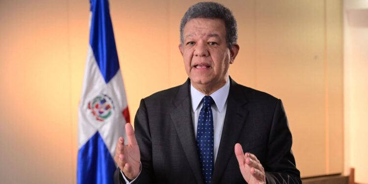 Fernández: “Lo único que no ha subido de precio en República Dominicana es la cocaína”