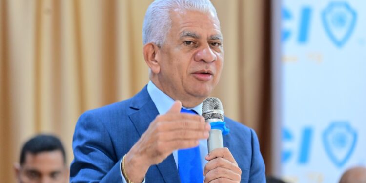 Presidente del Senado afirma impulsará proyectos para unificar elecciones institucionalizar independencia del MP