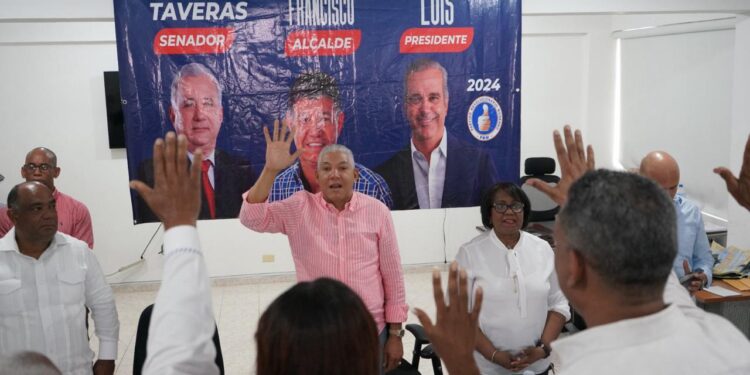 Dirigentes Comité Municipal PRD en Vallejuelo, provincia San Juan, renuncian y pasan al PRM para apoyar a Luis
