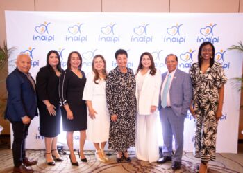 INAIPI promueve su modelo de atención en encuentro con periodistas y comunicadores