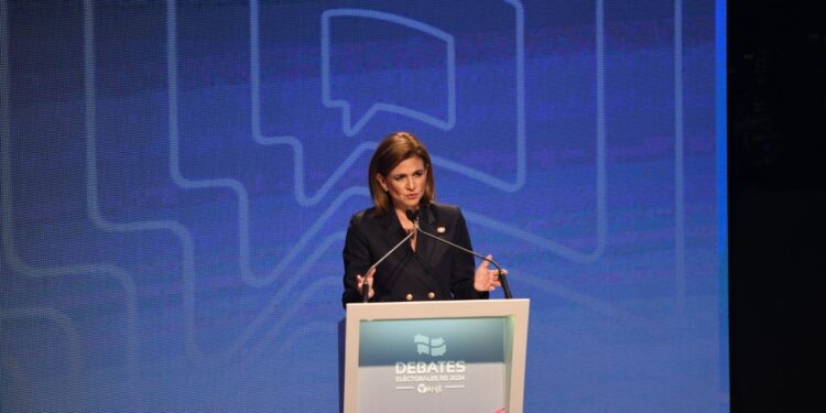 Abinader destaca visión y dedicación de Raquel Peña para profundizar el cambio