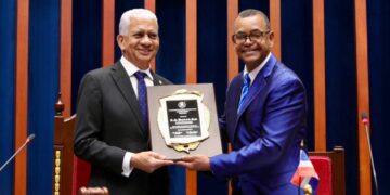 Ricardo de los Santos es reconocido por Asodoprom por sus aportes al desarrollo y progreso de RD